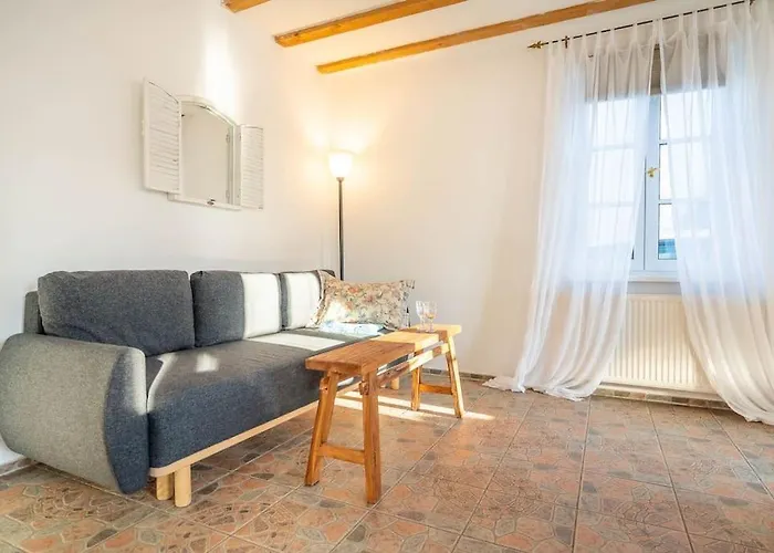 Gutshaus Krimvitz Ferienwohnung Auf Ruegen