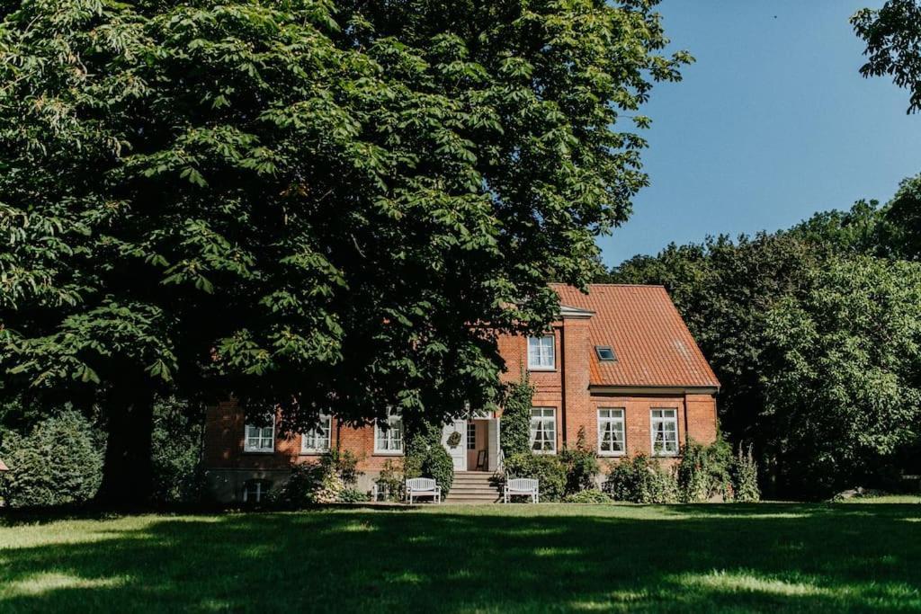 Apartment Gutshaus Krimvitz Auf Ruegen