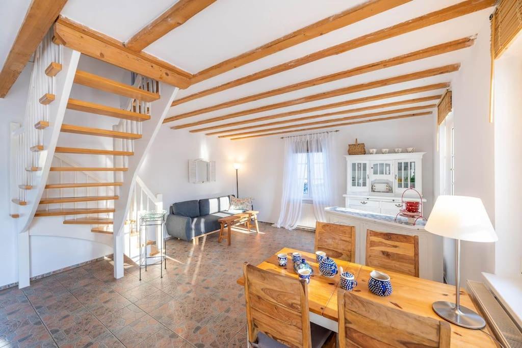 Gutshaus Krimvitz Auf Ruegen Apartment *